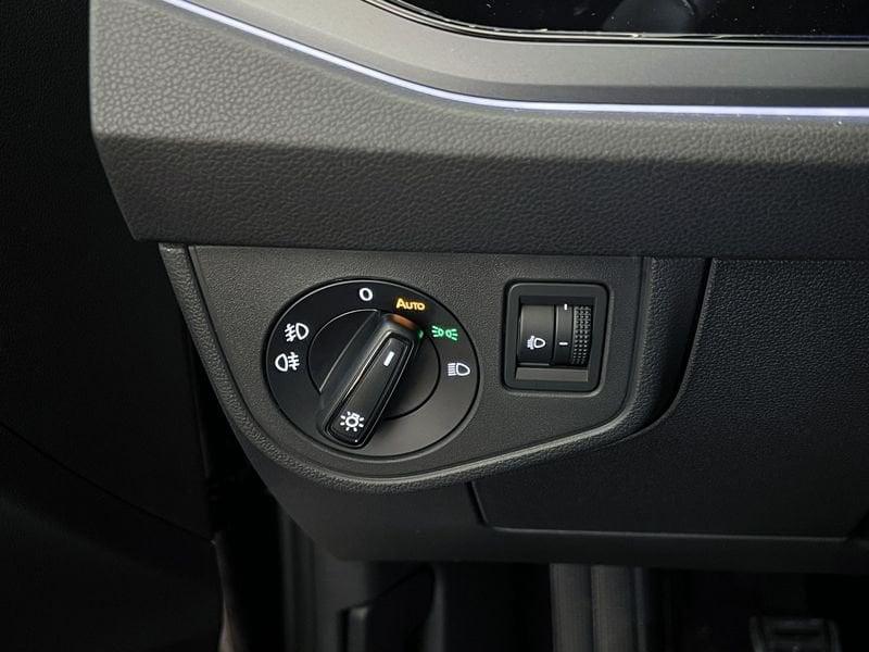 Volkswagen Polo Polo 1.0 TSI R-Line Plus