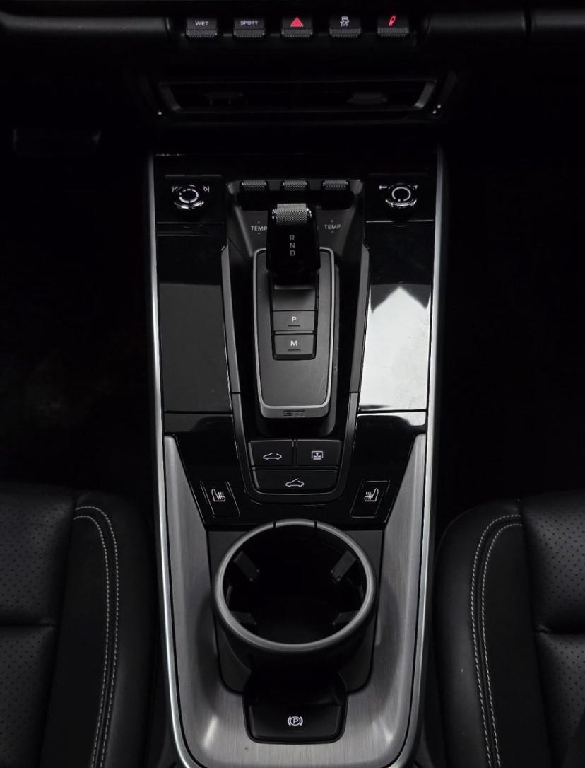 Porsche 911 Carrera