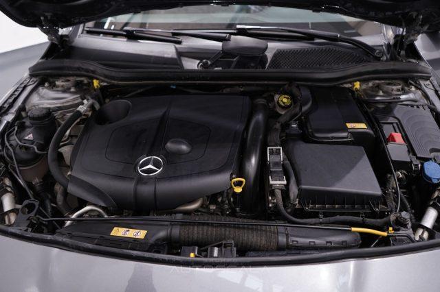MERCEDES-BENZ CLA 220 d 4Matic Automatic Premium DarkNight #PerOPERATORI