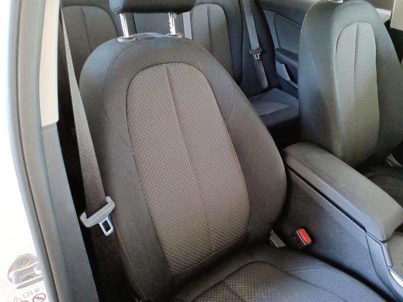 BMW 116 BUSINESS ADVANTAGE AUTO 5 PORTE BERLINA