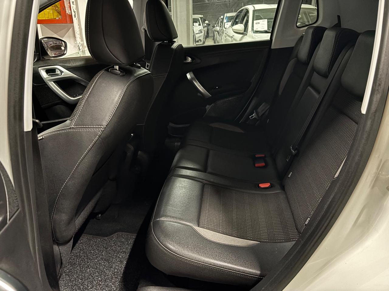 Peugeot 2008 1.2 B / GPL 2029 OK NEOPATENTATI Allure