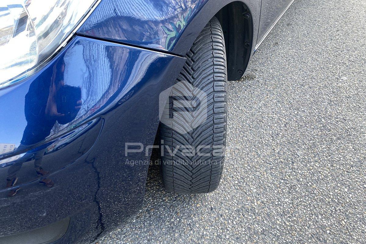 TOYOTA Yaris 1.4 D-4D DPF 5 porte