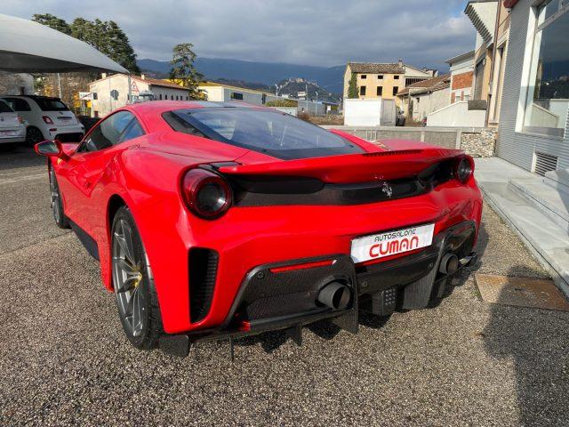 FERRARI 488 Pista