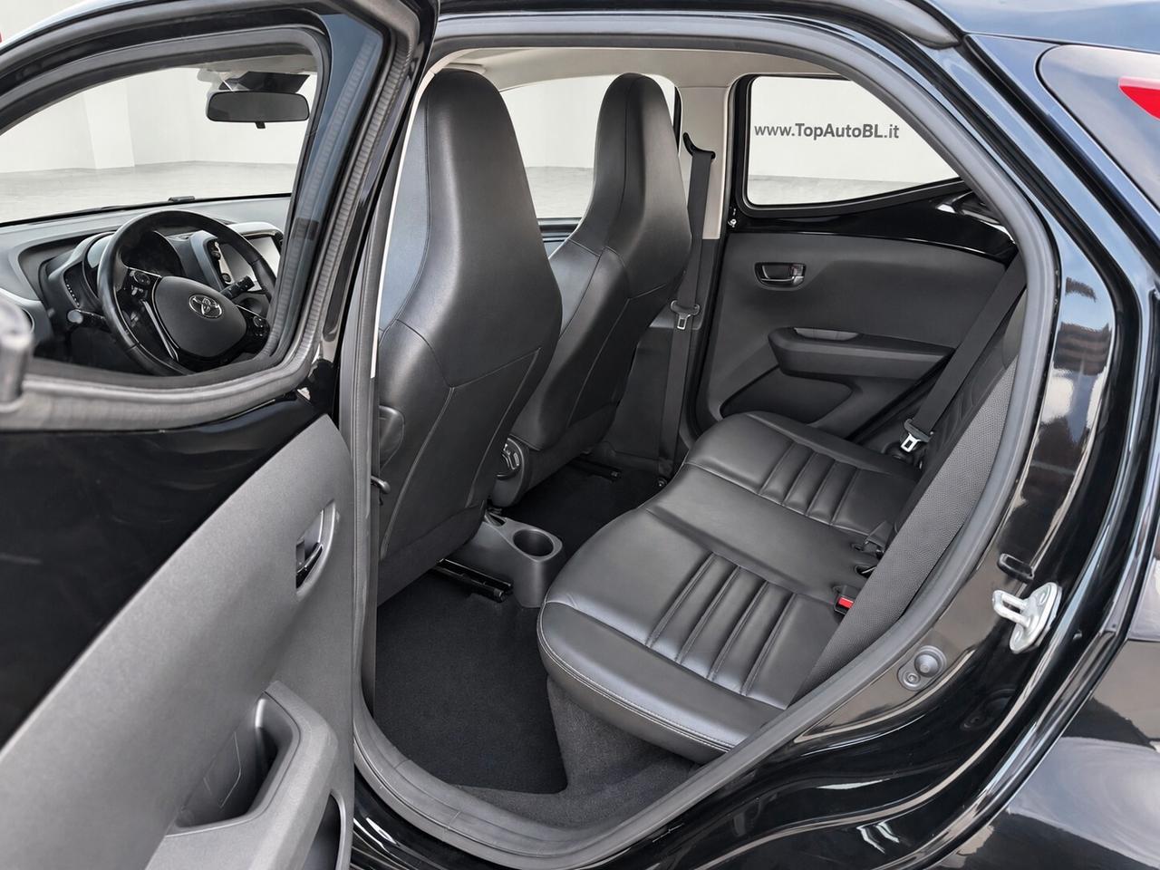 Toyota Aygo Connect 1.0 VVT-i 72 CV 5 porte x-wave MMT