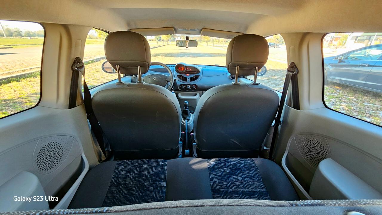 Renault Twingo 2° serie ok neopatentati garantita 12 mesi
