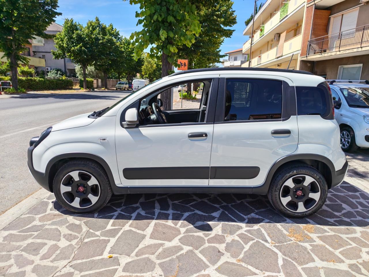 Fiat Panda Cross 1.0 FireFly S&S Hybrid