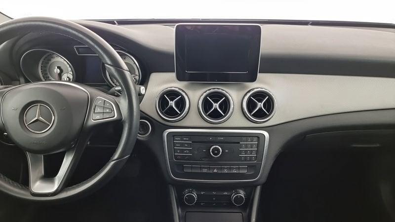 Mercedes-Benz GLA GLA 180 d Automatic Sport