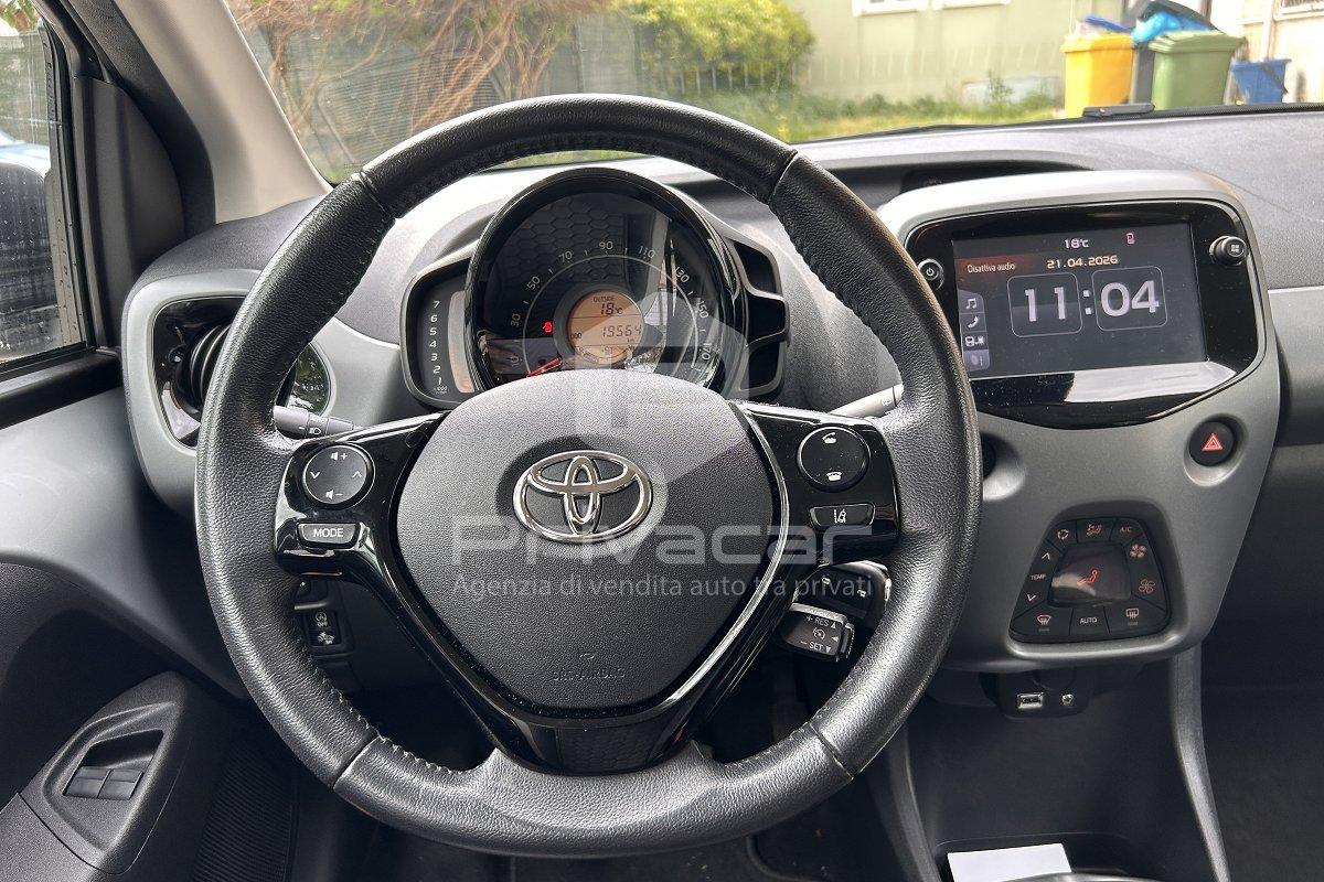 TOYOTA Aygo Connect 1.0 VVT-i 72 CV 5 porte x-fun