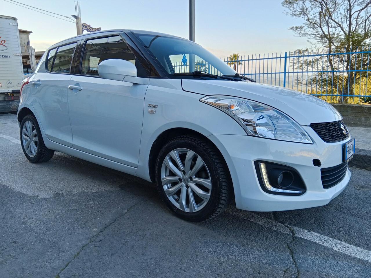 Suzuki Swift 1.3 DDiS 5 porte B-Cool Bi-Color