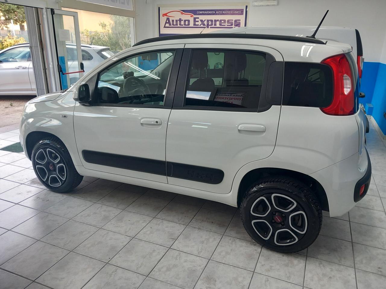 Fiat Panda 4x4 anno 2022 benzina 0.9 km 43 mila