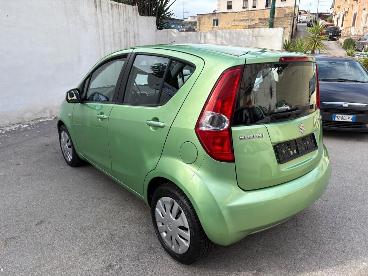 Suzuki Splash 1.0 L