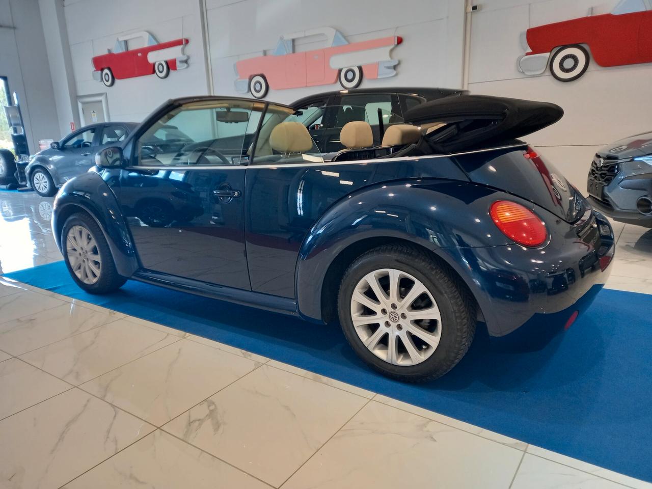 Volkswagen New Beetle 1.4 16V Cabrio