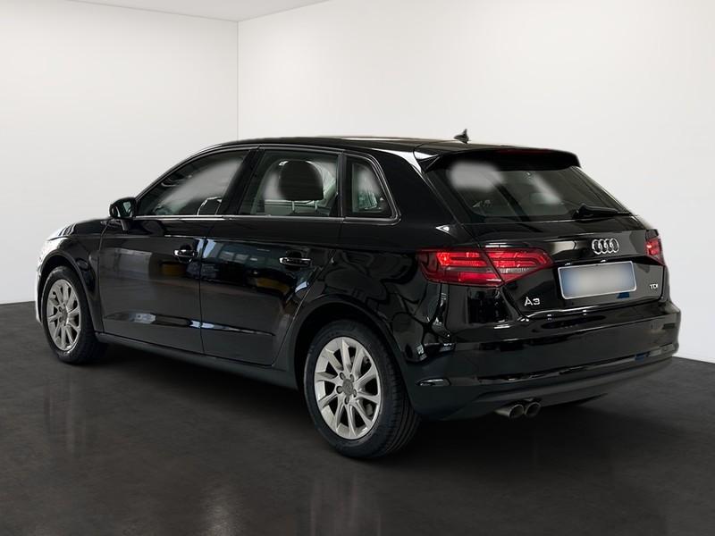 Audi A3 sportback 2.0 tdi attraction