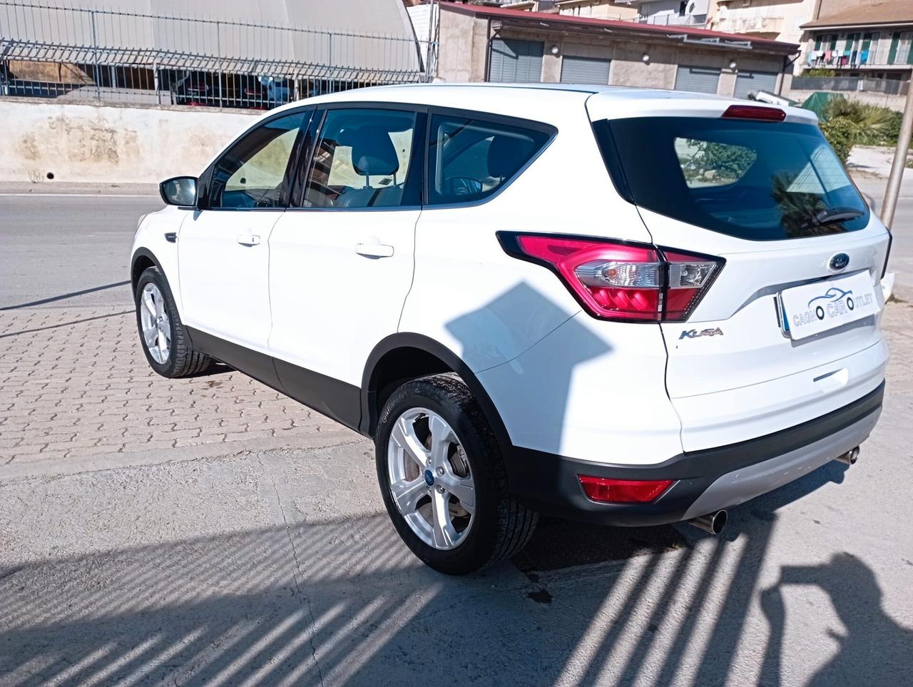 Ford Kuga 1.5 TDCI 120 CV S&S 2WD Titanium/navi/pelle/retro/r18/panoramic