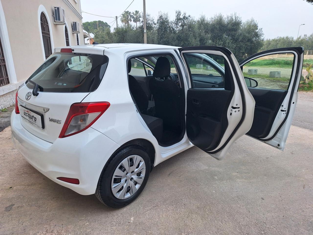 Toyota Yaris 1.0 BENZINA 5 PORTE"PERFETTA" 2013