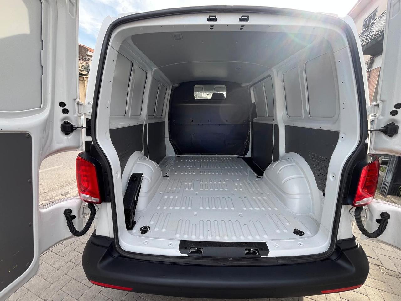 Volkswagen Transporter 2.0 TDI 110CV PC Cassonato