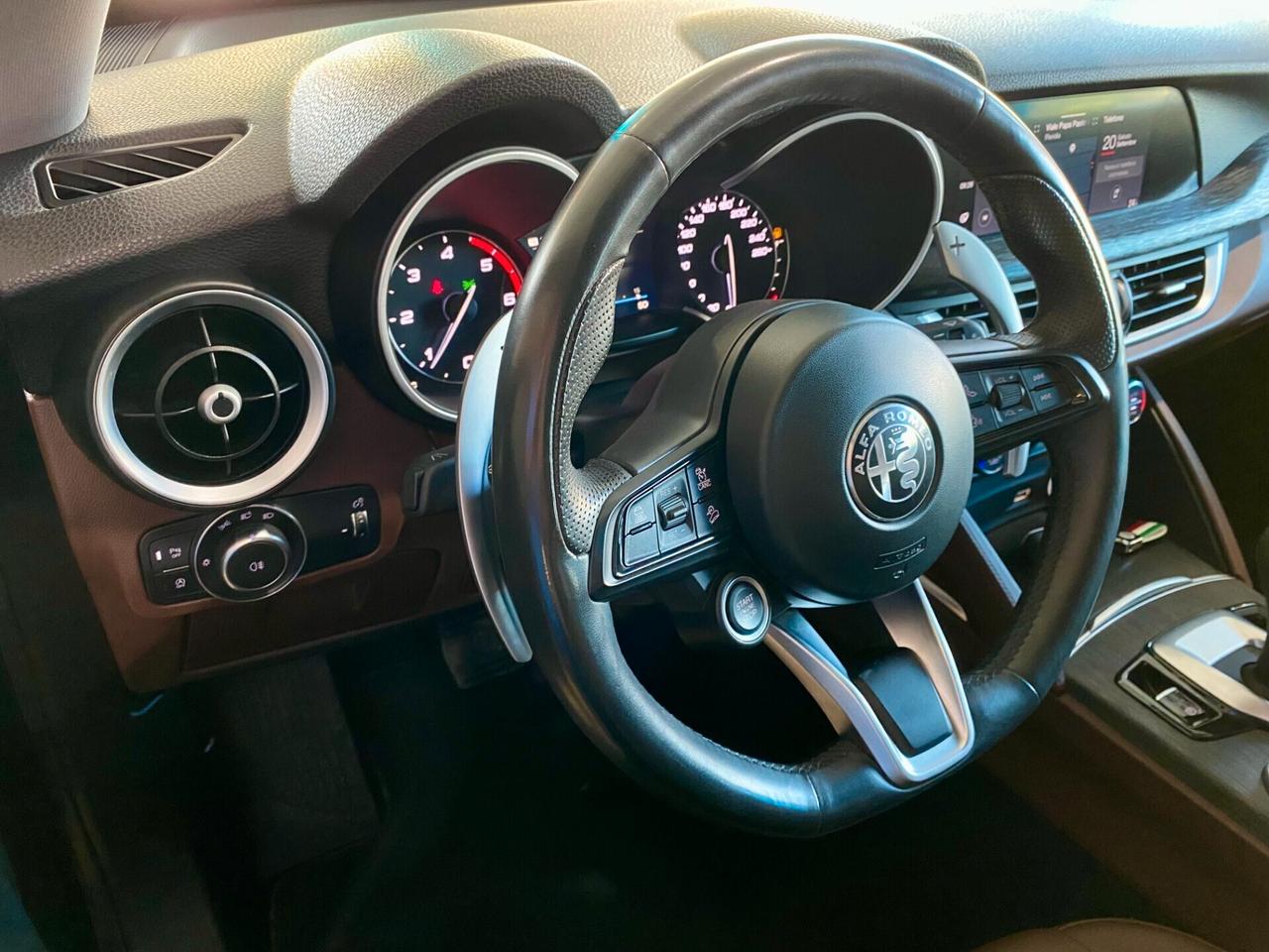 Alfa Romeo Stelvio 2.2 Turbodiesel 190 CV AT8 Q4 Executive-2021