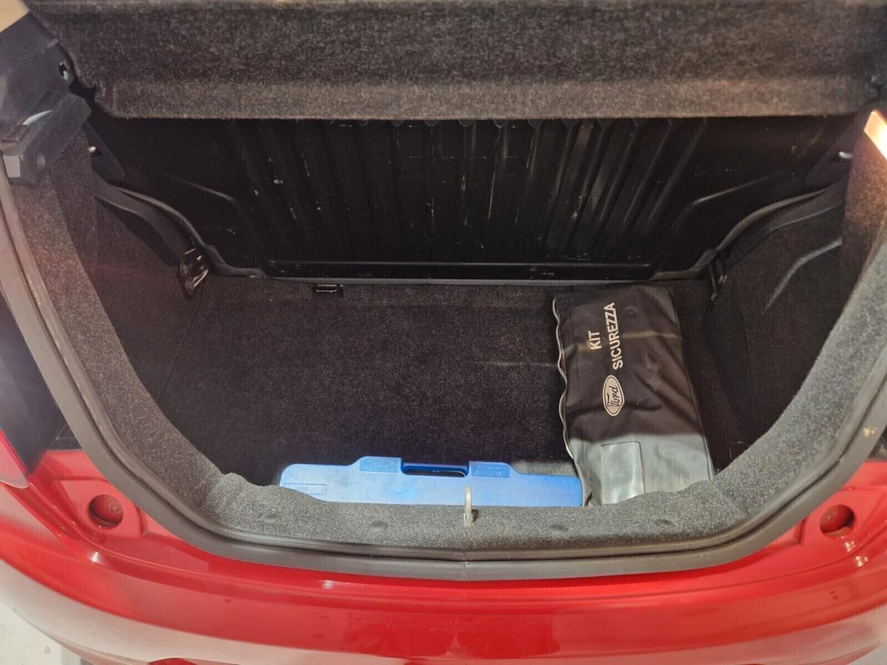 Ford Ka Ka+ 1.2 8V 69CV Titanium