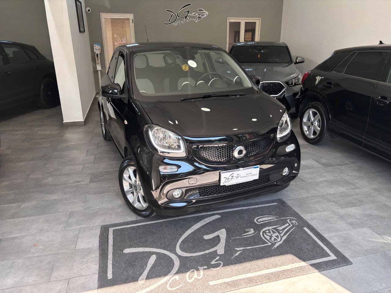 SMART FORFOUR 1.0 TWINAMIC PASSION 71CV LED-CLIMA