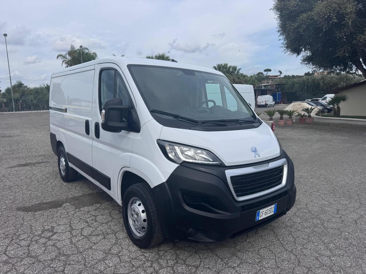 PEUGEOT Boxer 330 2.2 bluehdi 140cv S&S L1H1 Affaire