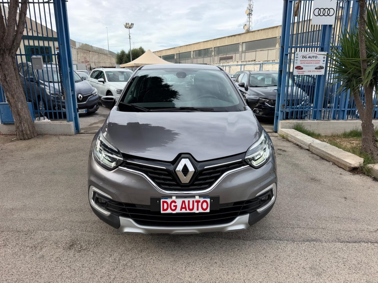 Renault Captur 1.2 benzina 120 cv 2017 Navig retroc