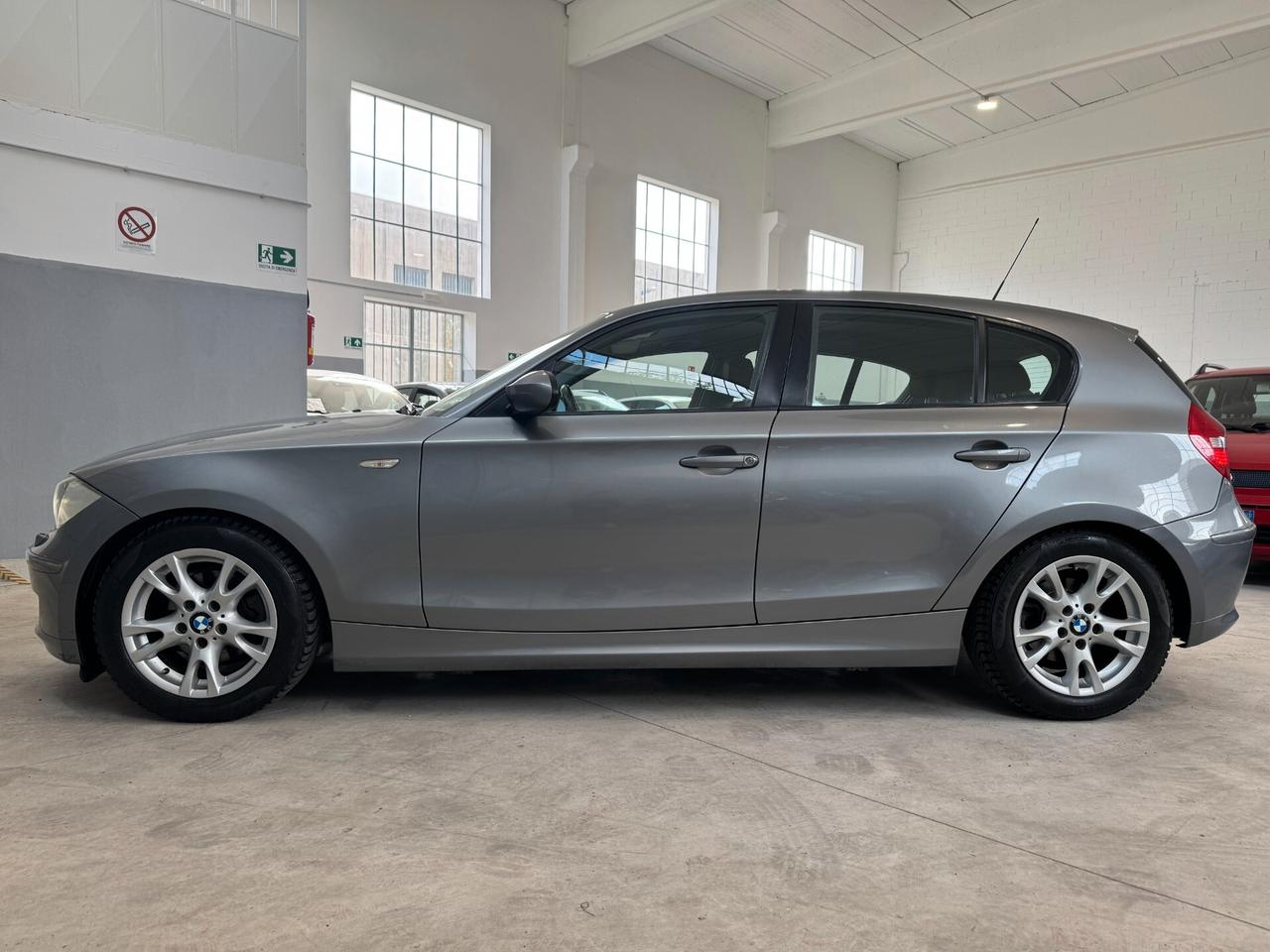 Bmw 116 116i cat 5 porte Attiva