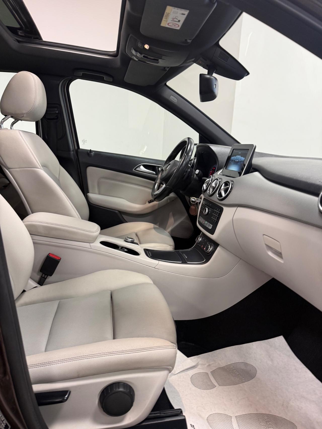 Mercedes-benz B 180 d Automatic Premium