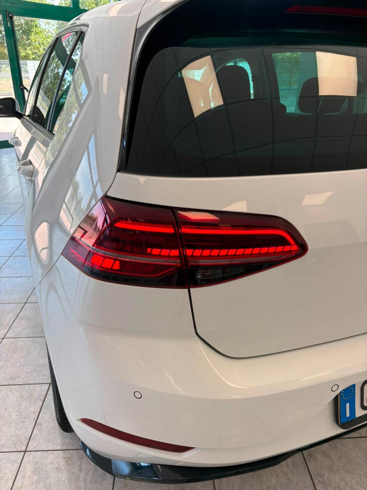 Volkswagen Golf 2.0 TDI DSG 5p. Executive BlueMotion Technology