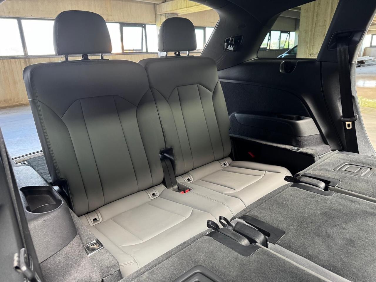 Audi Q7 45 TDI quattro tiptronic Business s-line