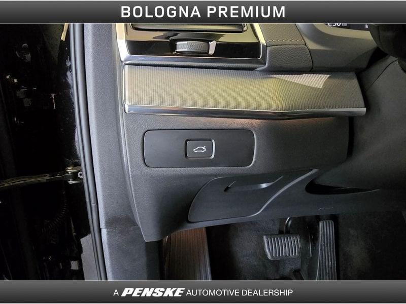 Volvo XC90 B5 (d) AWD automatico 7 posti Plus Bright