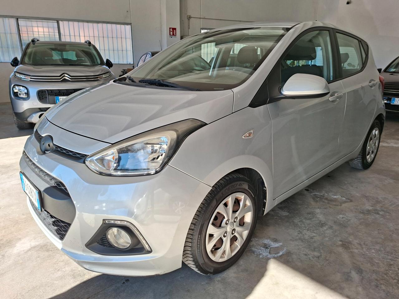 Hyundai i10 1.0 GPL DA NEOPATENTATI