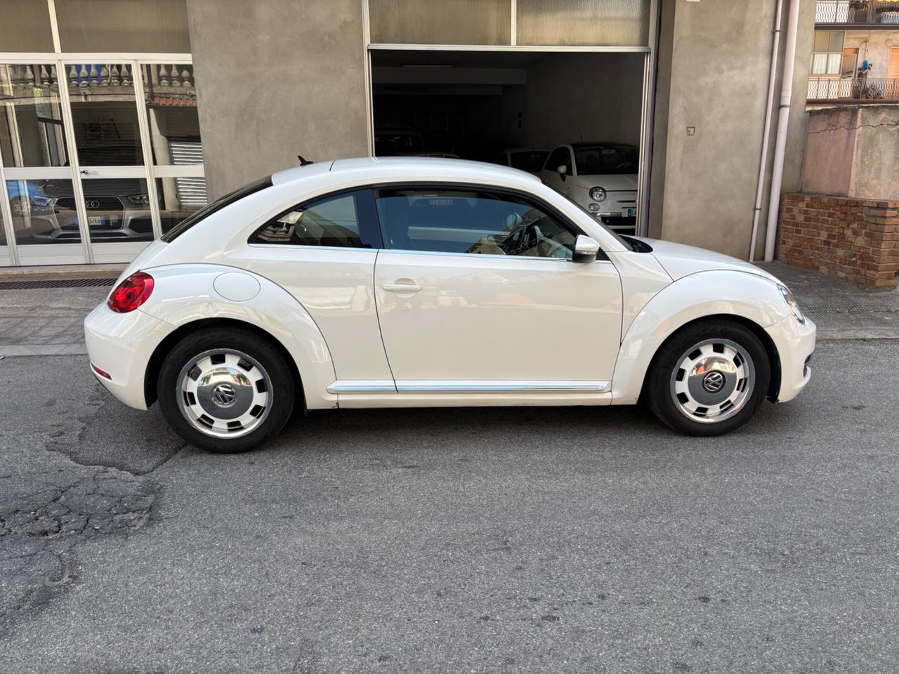 Volkswagen Maggiolino 1.6 TDI Design