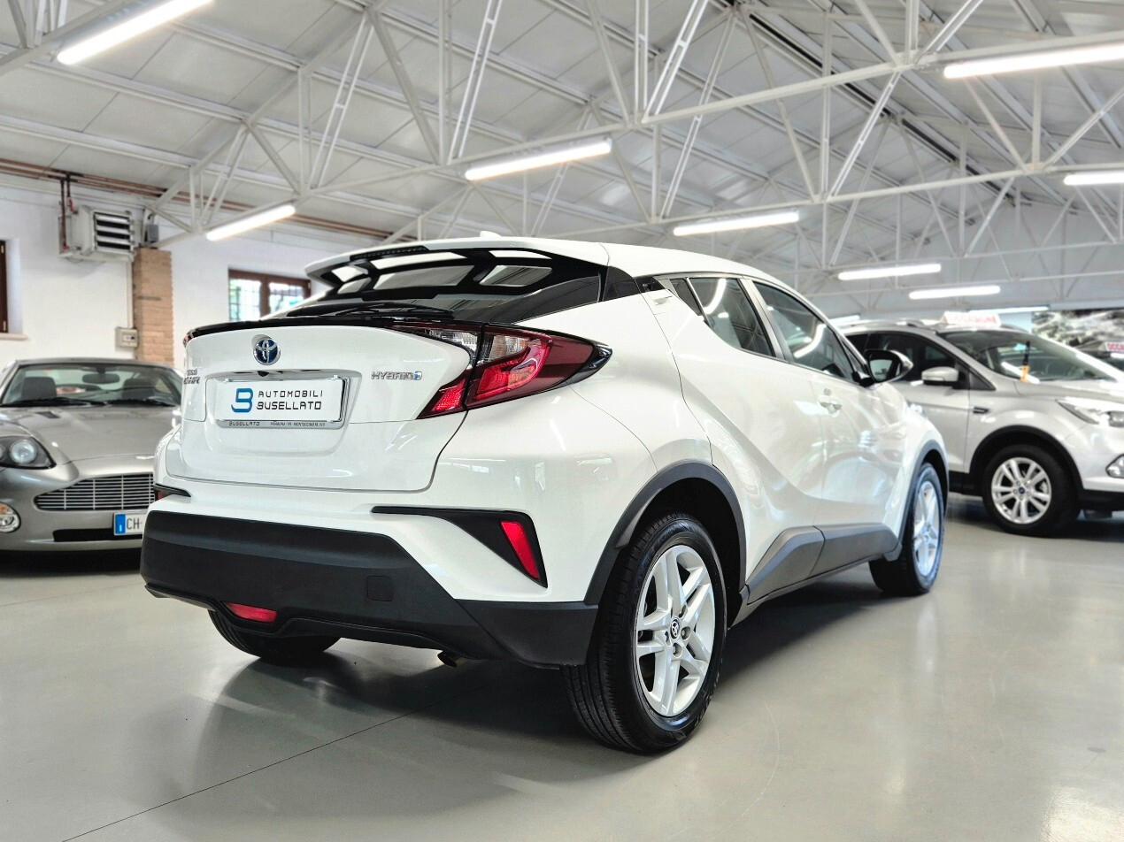 Toyota C-HR 1.8 Hybrid E-CVT Active
