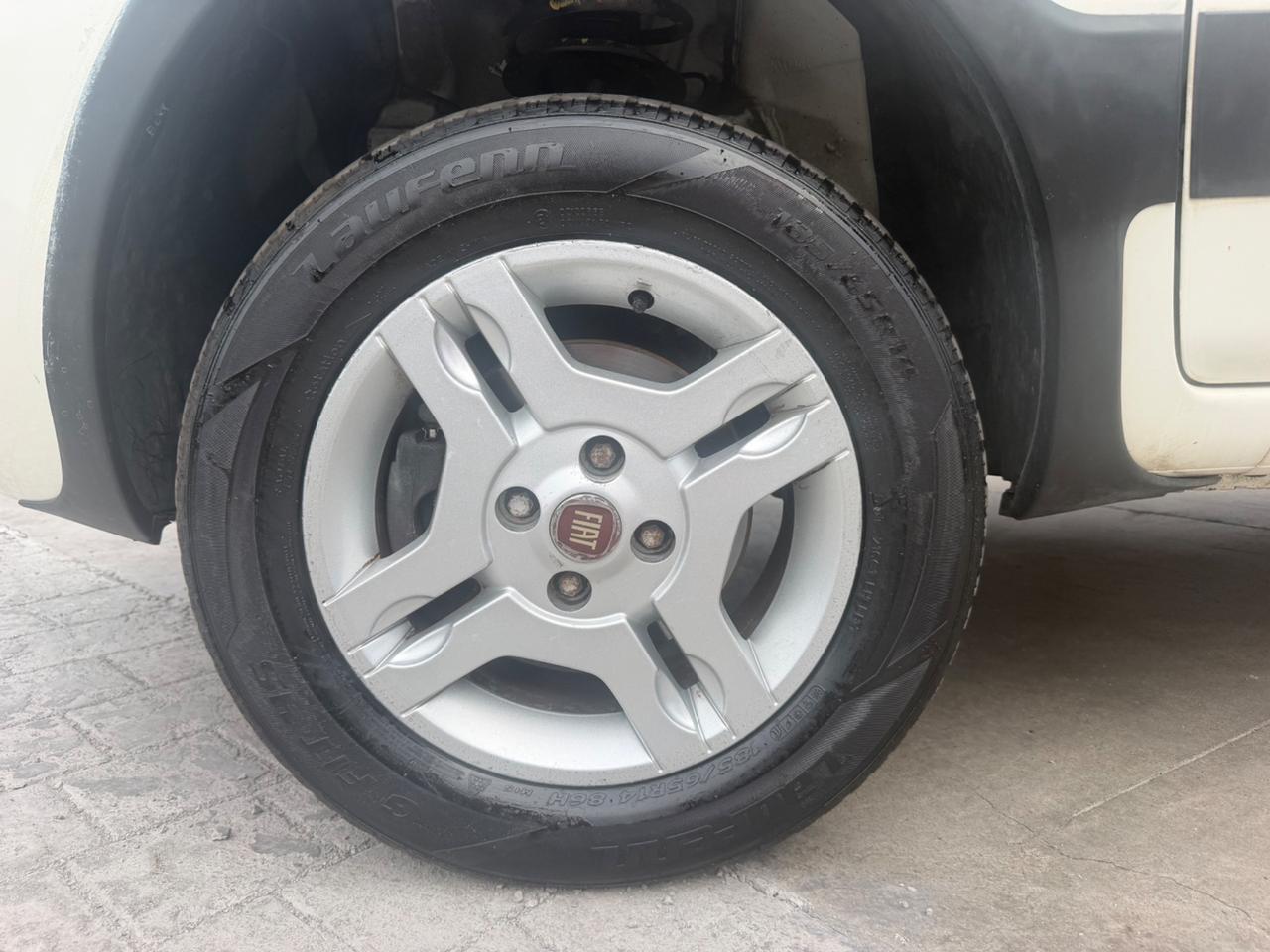Fiat Panda 1.3 MJT 16V DPF 4x4 Climbing