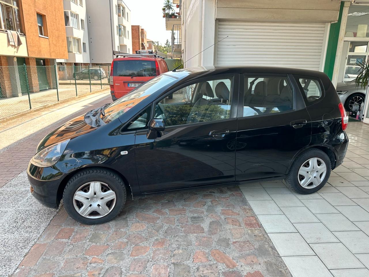 Honda Jazz 1.4 NEOPATENTATI (12 RATE)
