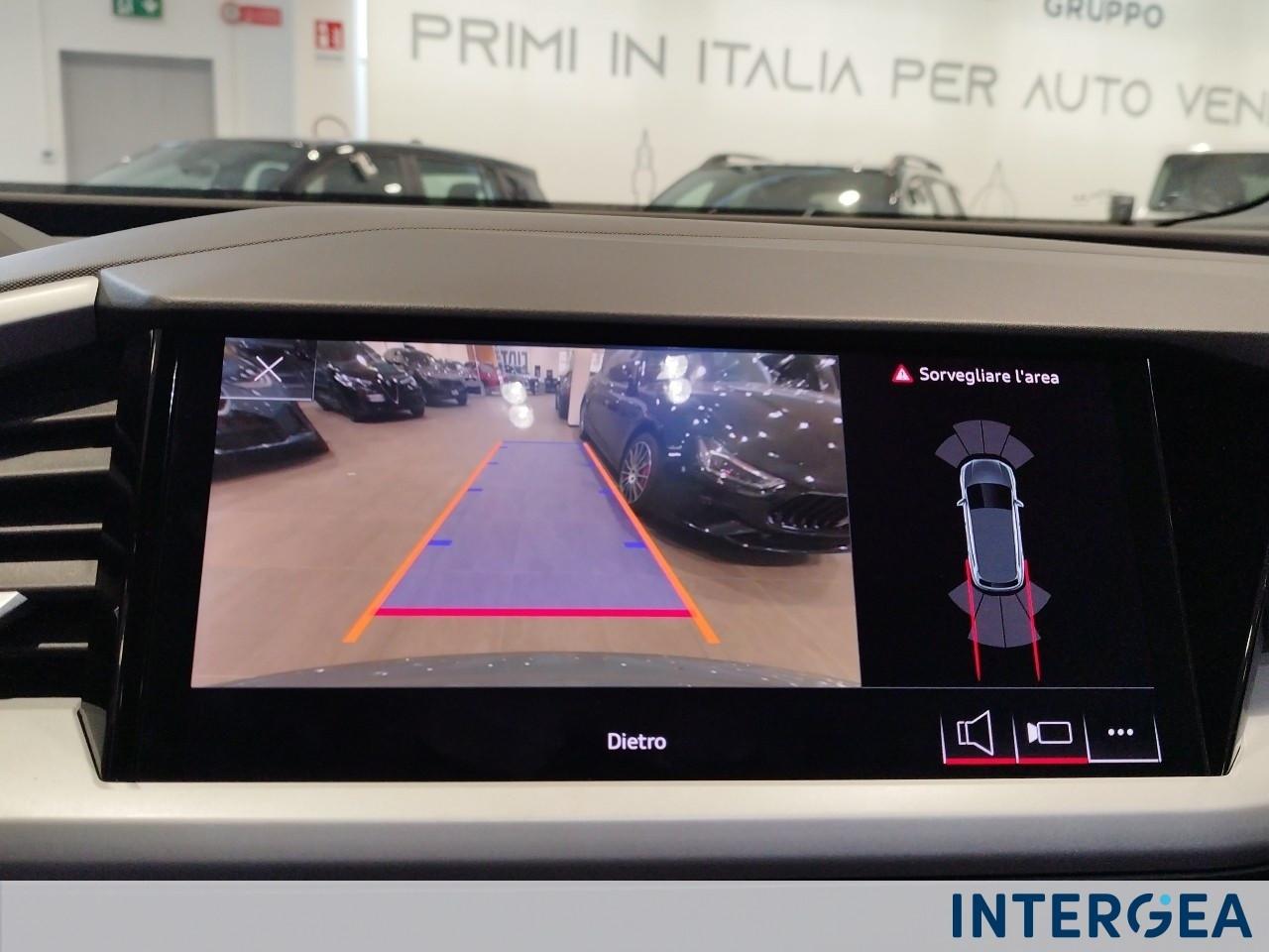 AUDI Q4 e-tron 40 Business