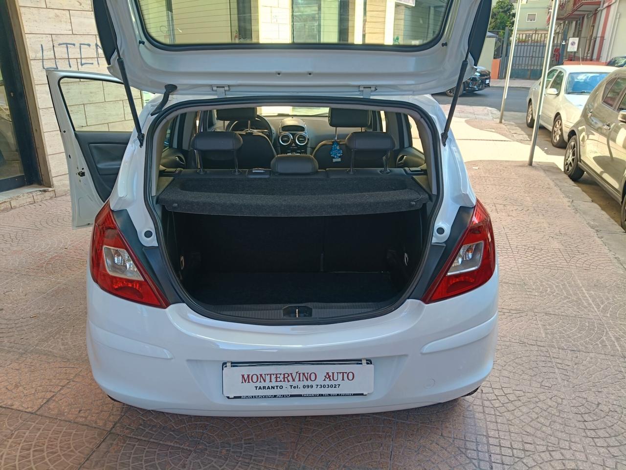OPEL CORSA 1.2 5 PORTE-NEOPATENTATI-Euro4390