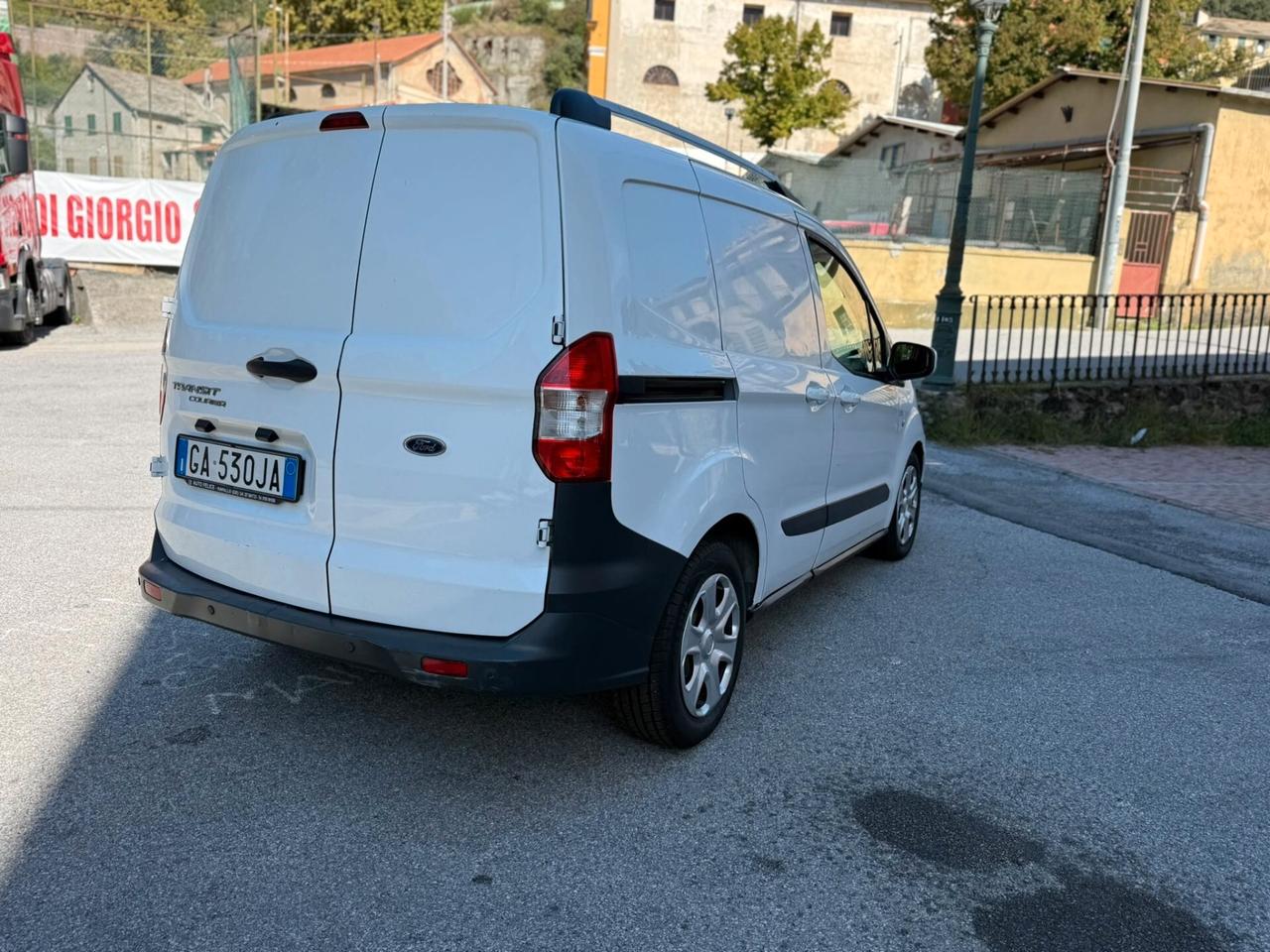 Ford Tourneo Connect 1.5 TDCi 120 CV Titanium
