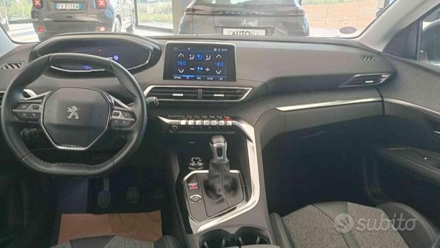 PEUGEOT 3008 1.2 VTI 130 CV GT-Line Terrain Resp