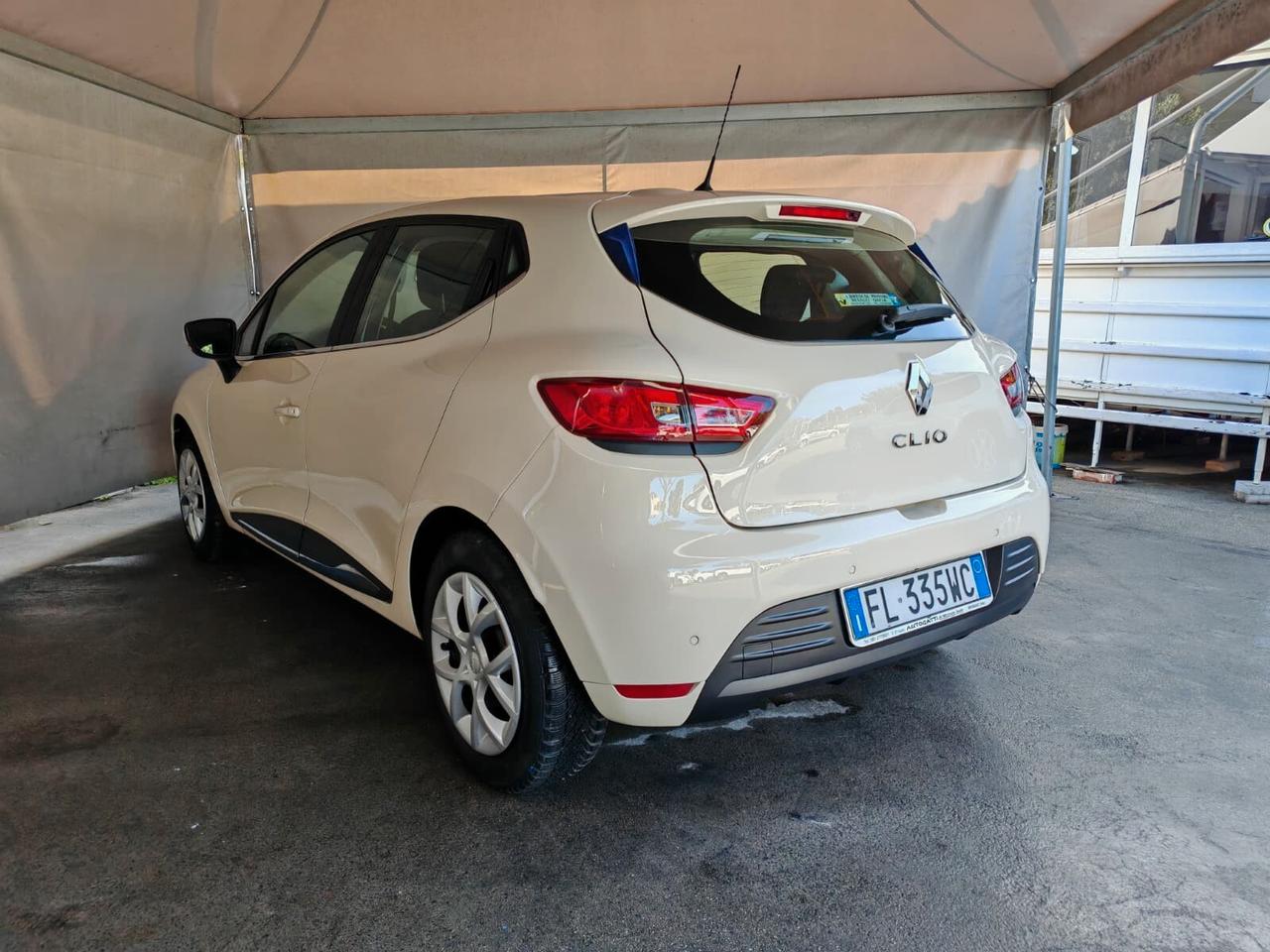 Renault Clio TCe 12V 90CV Start&Stop 5 porte Energy Duel2