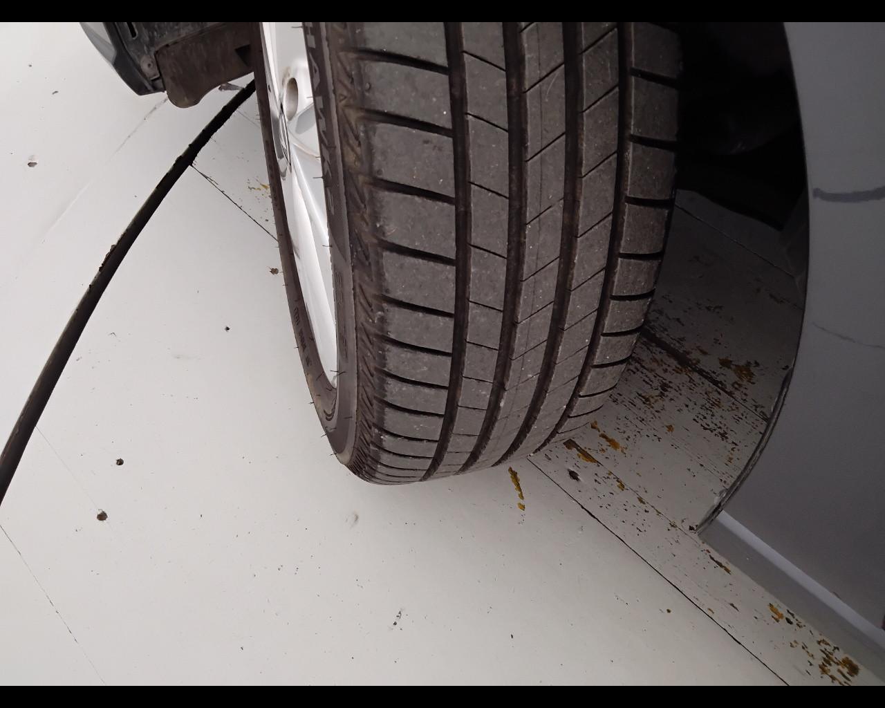 VOLKSWAGEN Polo VI 2022 - Polo 1.0 tsi Style 95cv