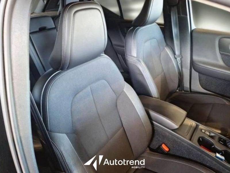 Volvo XC40 T3 163 CV Automatica NAVI LED Business Plus