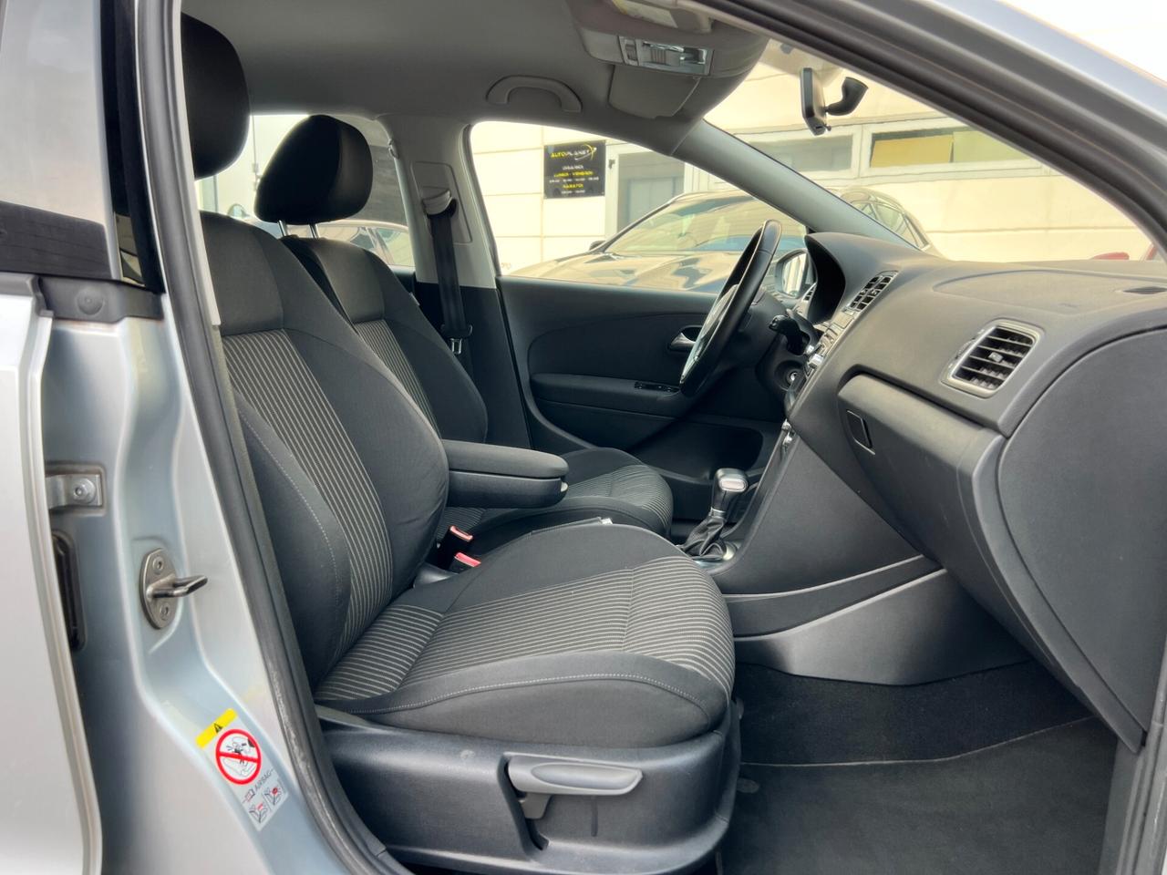 Volkswagen Polo 1.4 DSG 5 porte Highline