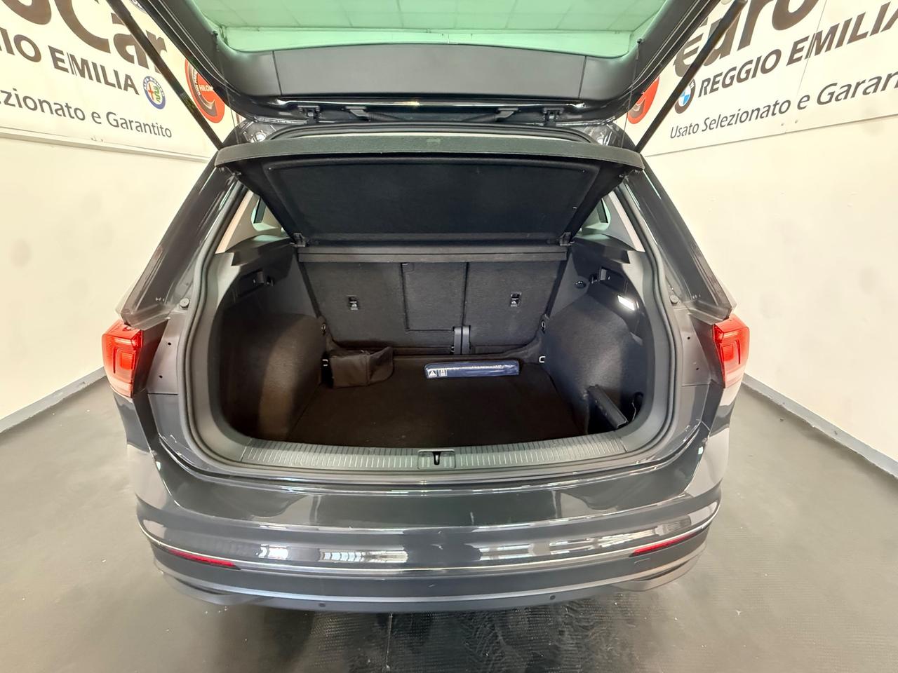 Volkswagen Tiguan 2.0 TDI 150 CV SCR DSG Elegance 07/2022 Euro 6B