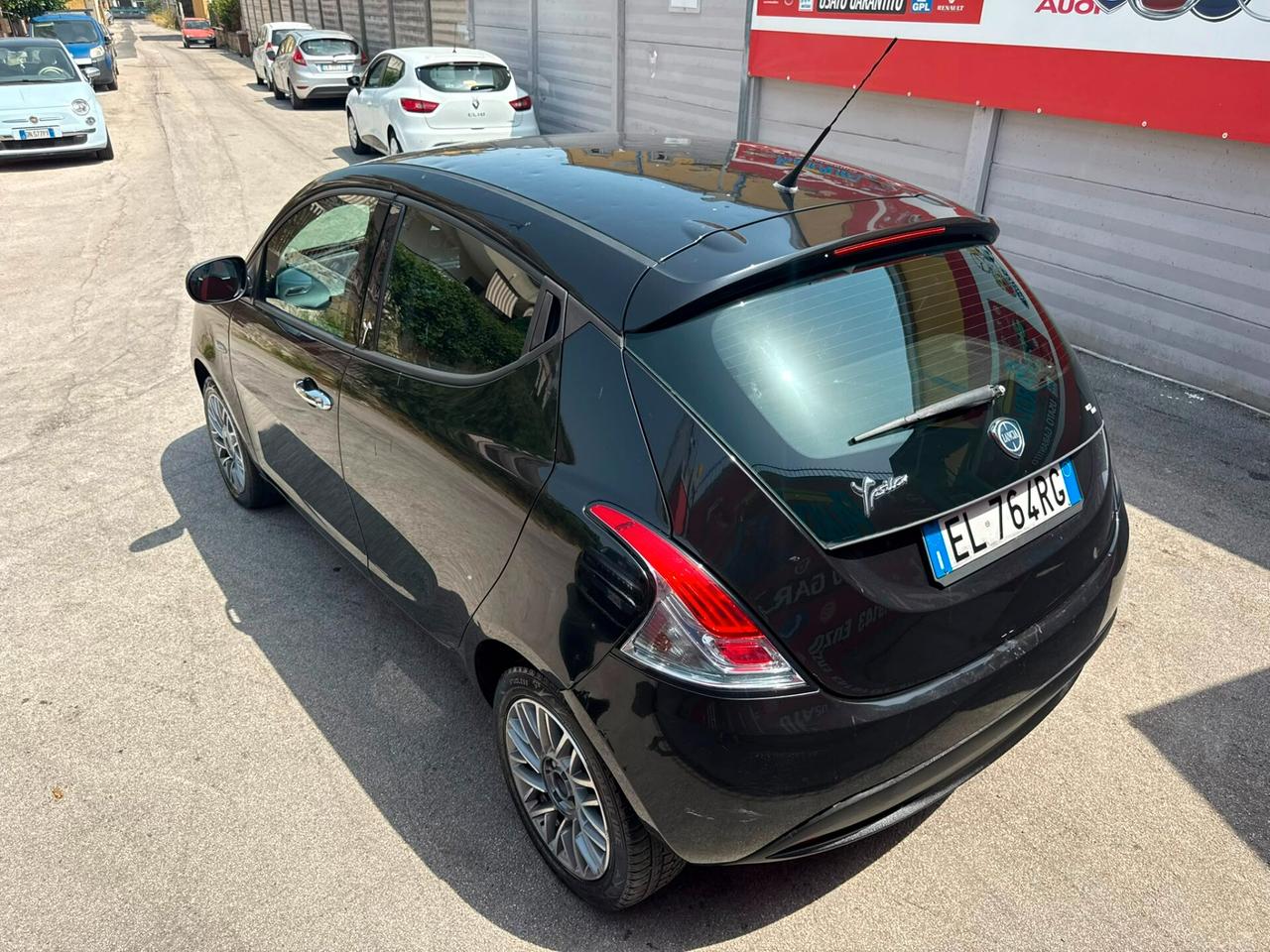 Lancia Ypsilon 1.3 MJT 95cv Silver - 2012