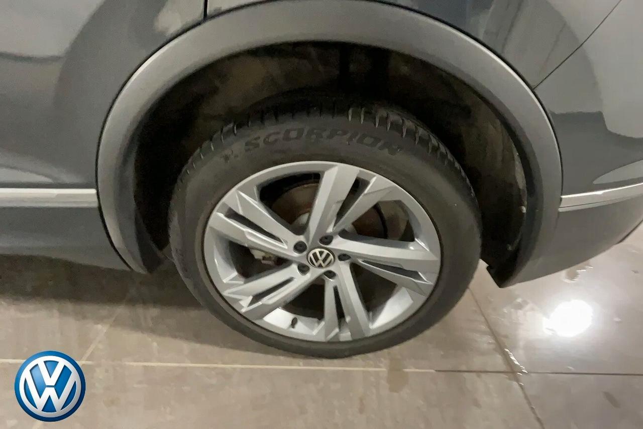 Volkswagen Tiguan 1.4 TSI DSG R-Line Uffic Volks