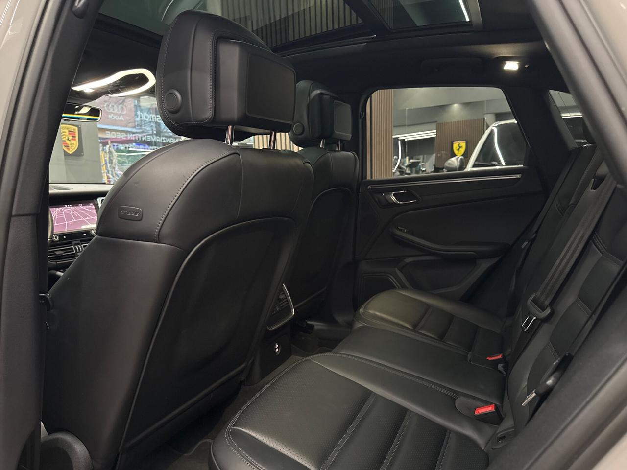 Porsche Macan 2.0 T Radar*Kamera360*Tetto PRONTA CONSEGNA !