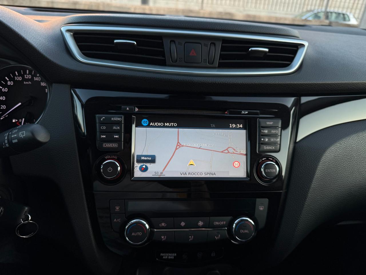 Nissan Qashqai 1.5 dCi Business RetroCam Navi Led