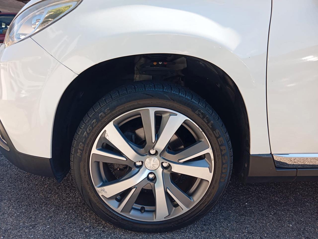 Peugeot 2008 1.6 e-HDi 115 CV Stop&Start Allure