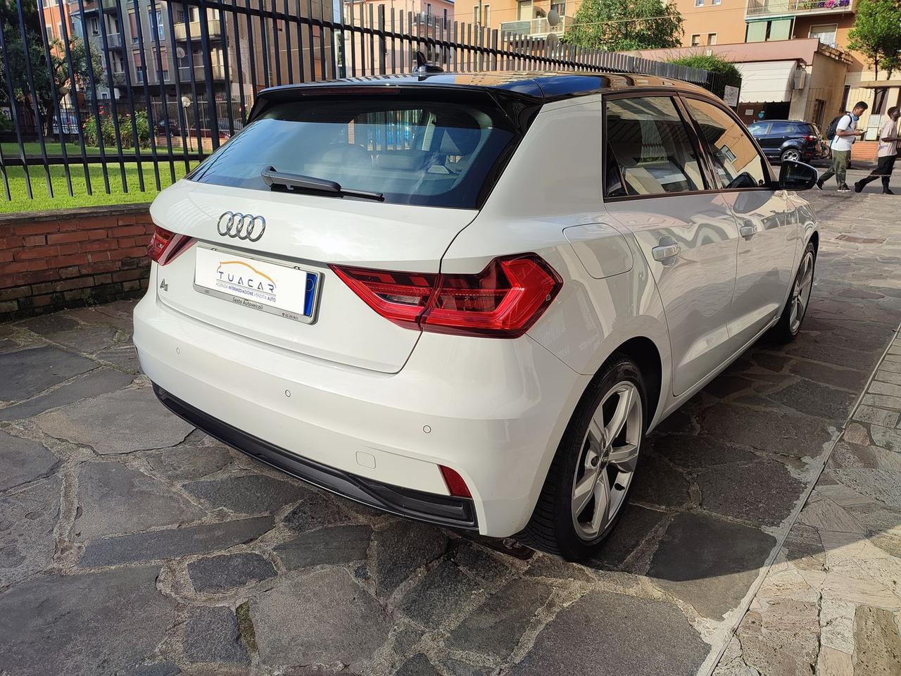 Audi A1 1.0 30 TFSI Sportback Admired Advanced
